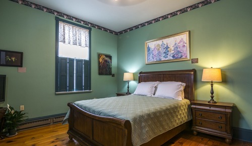 Standard Room, 1 Queen Bed, Non Smoking (Dixon)