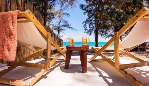 Exclusive Bungalow, 1 King Bed, Patio, Beachside