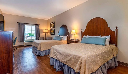 Room, 2 Queen Beds, Non Smoking (Historic View)