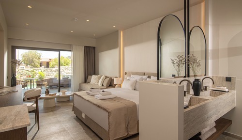 Junior Suite, Mobility Accessible