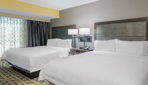Room, 2 Queen Beds, Accessible, Non Smoking