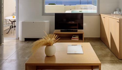 Suite, Jetted Tub