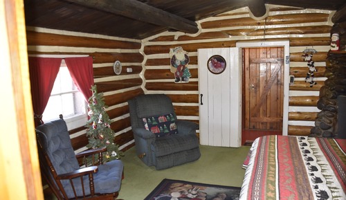 Santa's Cabin (No Pets)