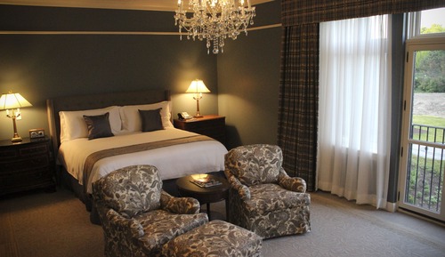 Deluxe Room, 1 King Bed (Deluxe City King Bed)