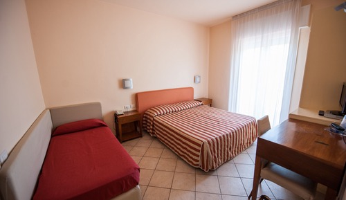 Superior Triple Room, Balcony