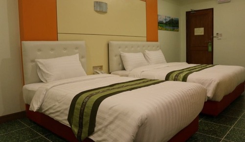 Standard King Bed