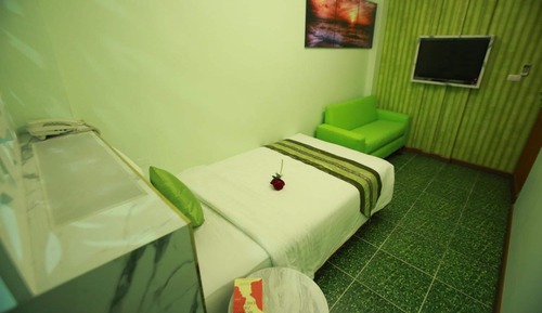 Standard Single Bed