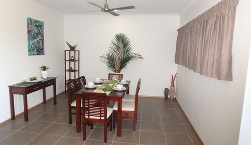 Rainforest Apartment