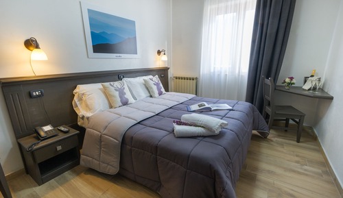 Double or Twin Room, 1 Double Bed, Mountain View