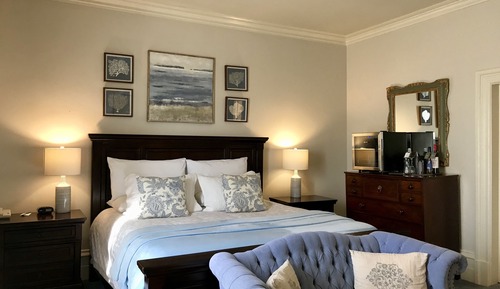 Deluxe Room, 1 King Bed