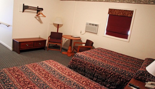 Classic Double Room, 2 Double Beds, Accessible