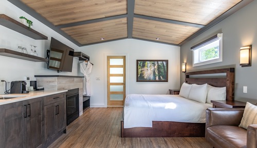 Deluxe Cabin
