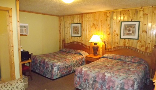 Double Queen Kitchen - Pet Friendly