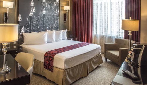Deluxe Room, 1 King Bed