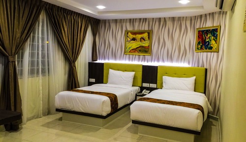 Deluxe Twin Room