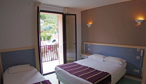 Triple Room