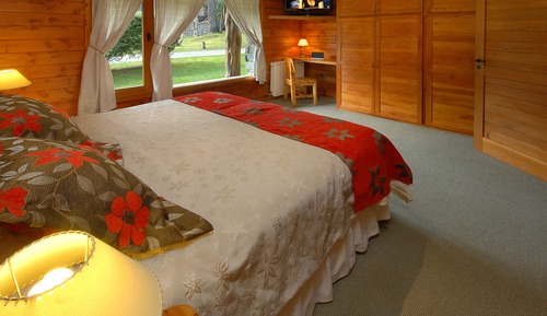 Superior House, 2 Bedrooms, Mountain View