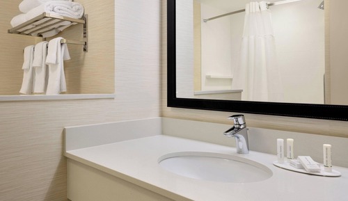 Room, 2 Queen Beds (Mobility Accessible, Tub)