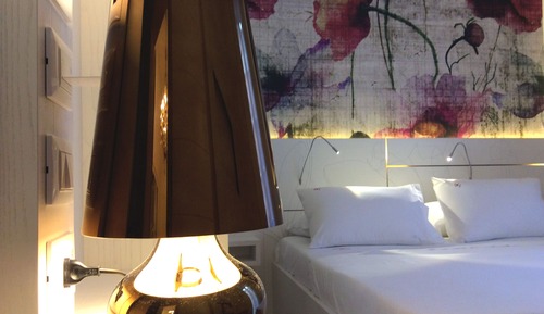 Standard Room, 1 Queen Bed