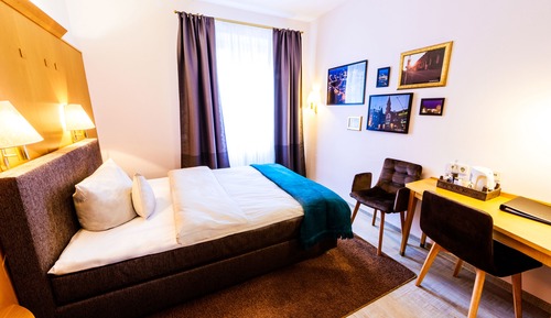 Basic Single Room, 1 Twin Bed, Non Smoking