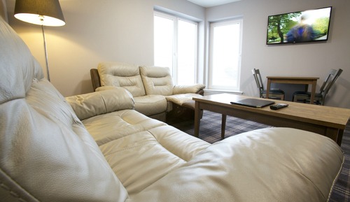 One Bedroom Apartment