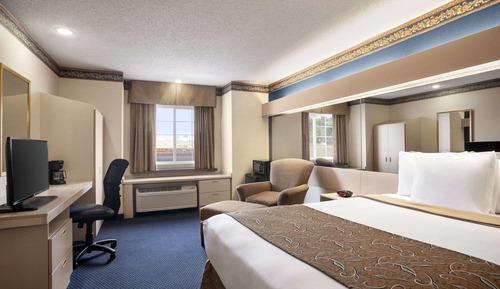 Room, 1 Queen Bed, Non Smoking