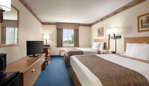 Room, 2 Queen Beds, Non Smoking