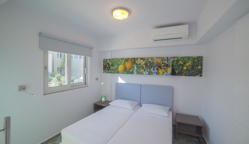 Apartment, Garden View