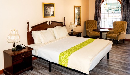 Classic Room, 1 King Bed