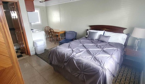 Basic Room, 1 Queen Bed, Accessible, Non Smoking