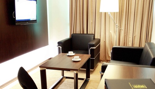 Executive Suite, 1 King Bed, Bathtub