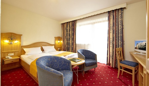 Standard Double Room, 1 Queen Bed, Balcony