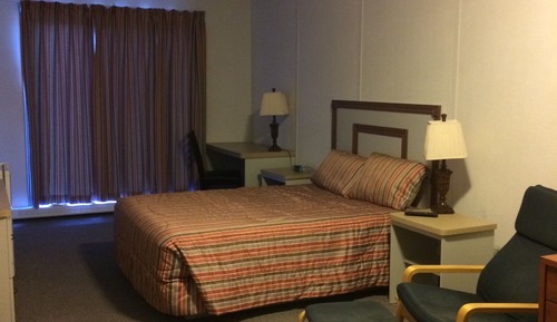Standard Room (1 Bed)