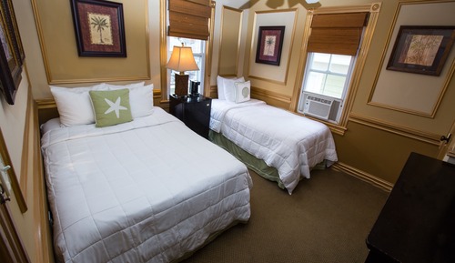 Deluxe Room, Multiple Beds, Private Bathroom (Deluxe Double Room)