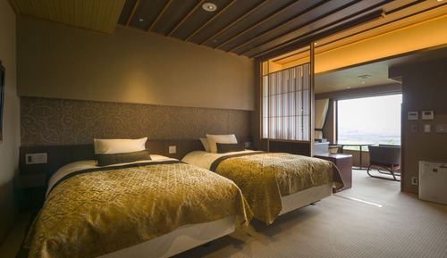Asumi B Western Room with Open Air Bath, Mt. Fuji View [With Yamanshi Wine Lounge Access]