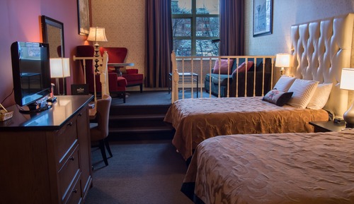 Luxury Room, 2 Queen Beds, City View