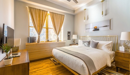 Deluxe Loft Suite
