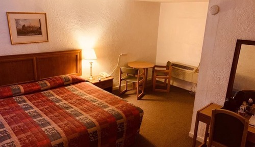 Basic Single Room - Ground Floor