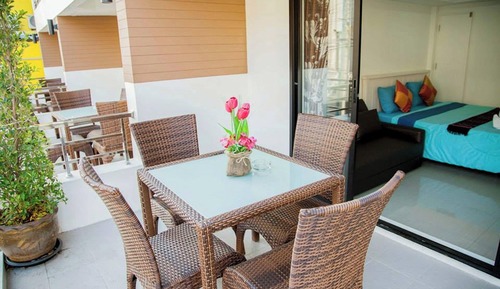 Deluxe Room, Balcony