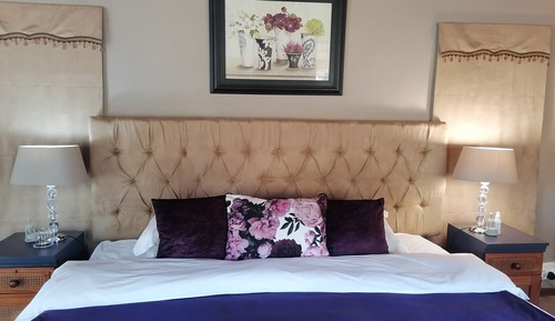 Deluxe Studio, 1 Bedroom, River View (Kingfisher)