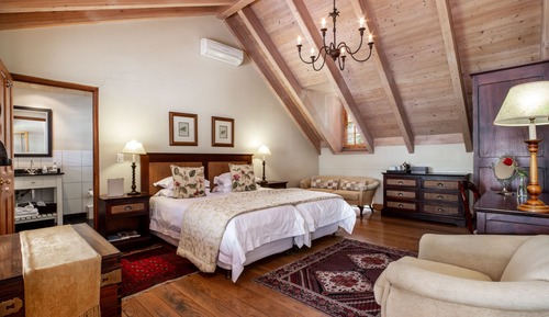 De Hoek Vineyard Room (Solar Energy)