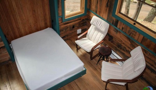 Cabin (MoonShine)