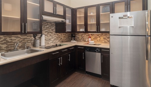 Suite, 1 King Bed, Accessible (Mobility, Accessible Tub)
