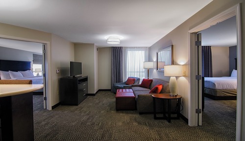 Studio Suite, 1 Queen Bed, Accessible, Balcony (Communications)