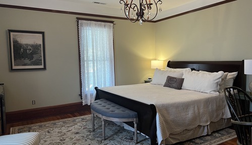 Suite, 1 King Bed (Tyfi 3; 2nd floor-stairs only)