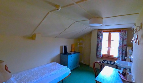 Basic Single Room, 1 Twin Bed, Shared Bathroom