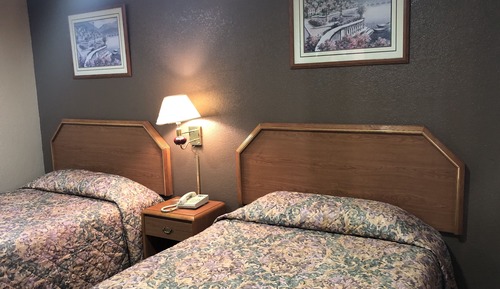 Basic Room, 2 Double Beds, Non Smoking