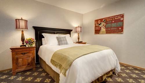 Deluxe Suite (Heather Highlands Inn Pleasantview)