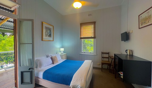 Family Room, Shared Bathroom