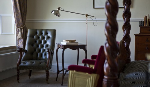 Luxury Double Room (Four Poster Bed - The Lodge)